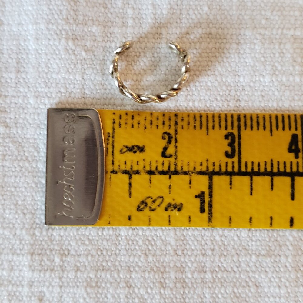 Ear cuff - Picture 3 of 3